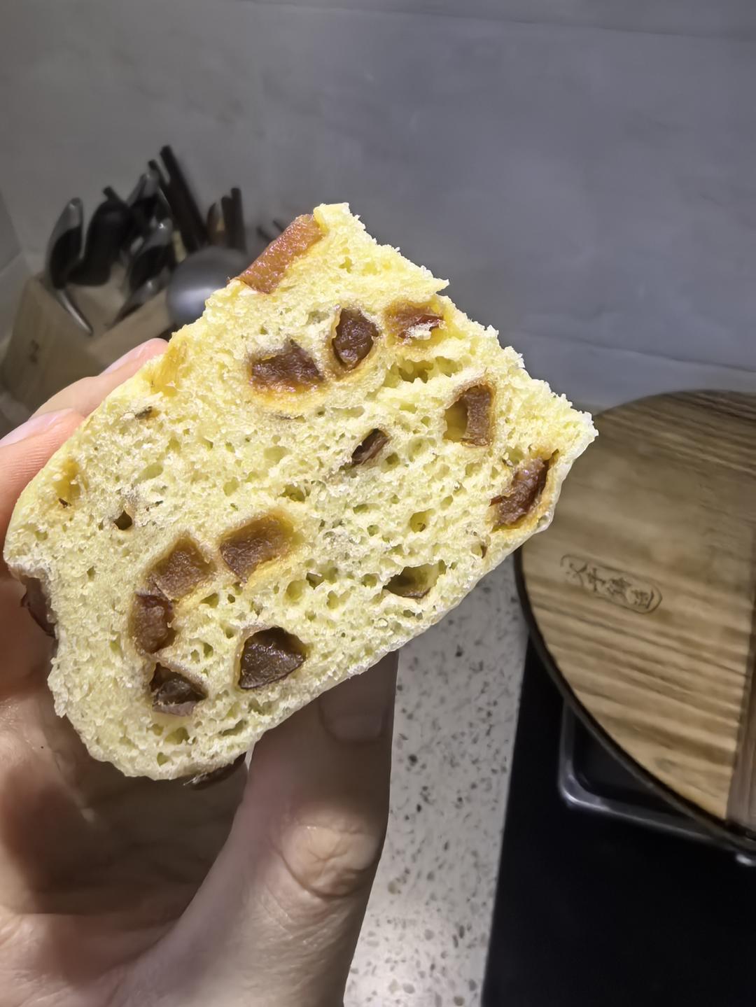无比暄软的玉米面红枣发糕，香甜松软比面包还香！自用配方屡试不爽！