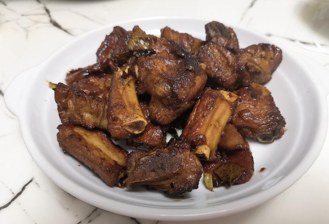 红烧肋排（排骨）