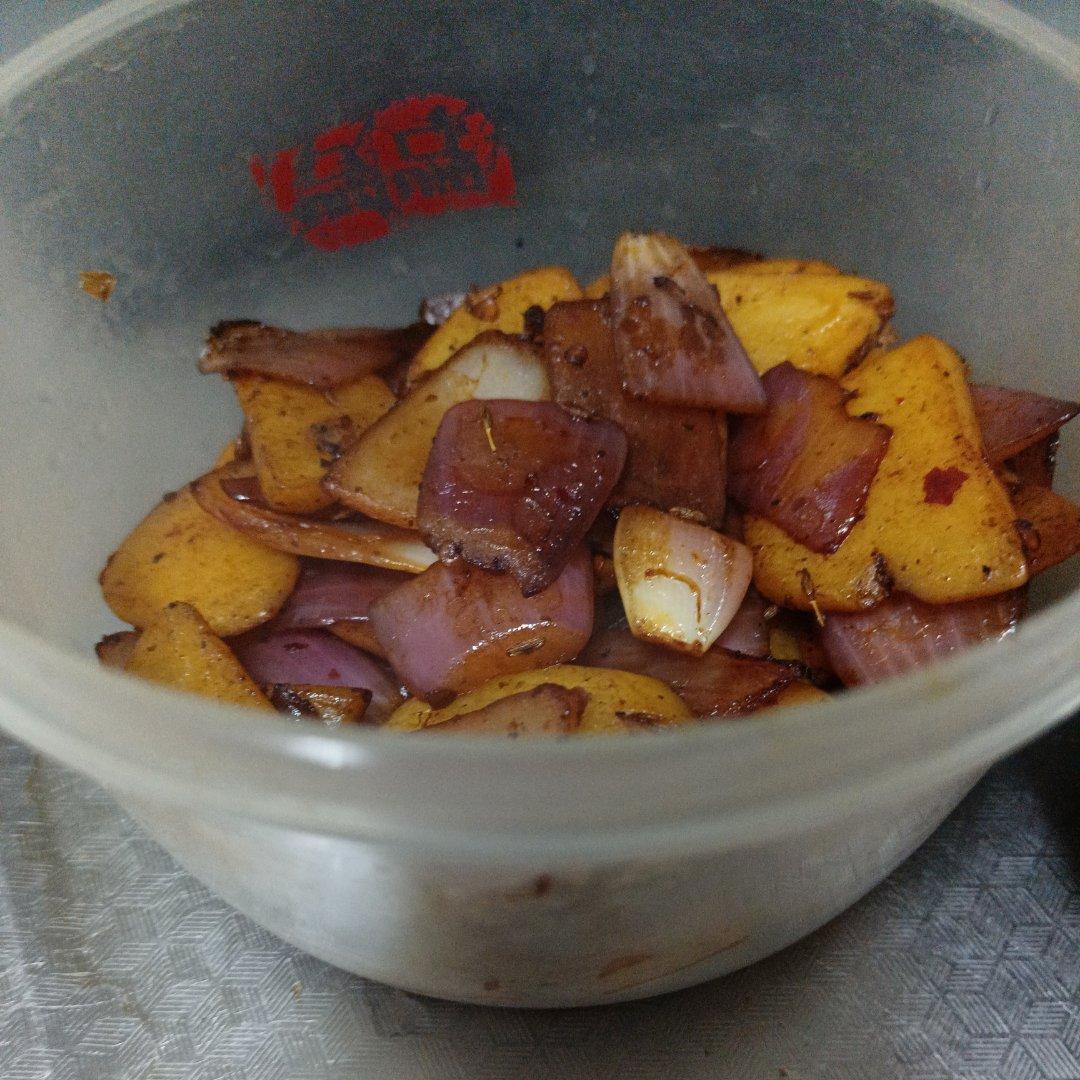 孜然洋葱土豆片