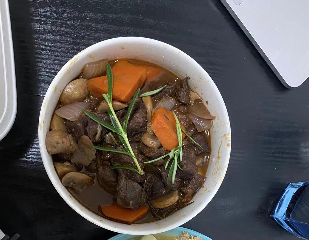 法式红酒炖牛肉
