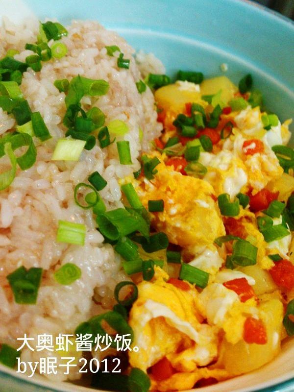 大澳虾酱炒饭的做法