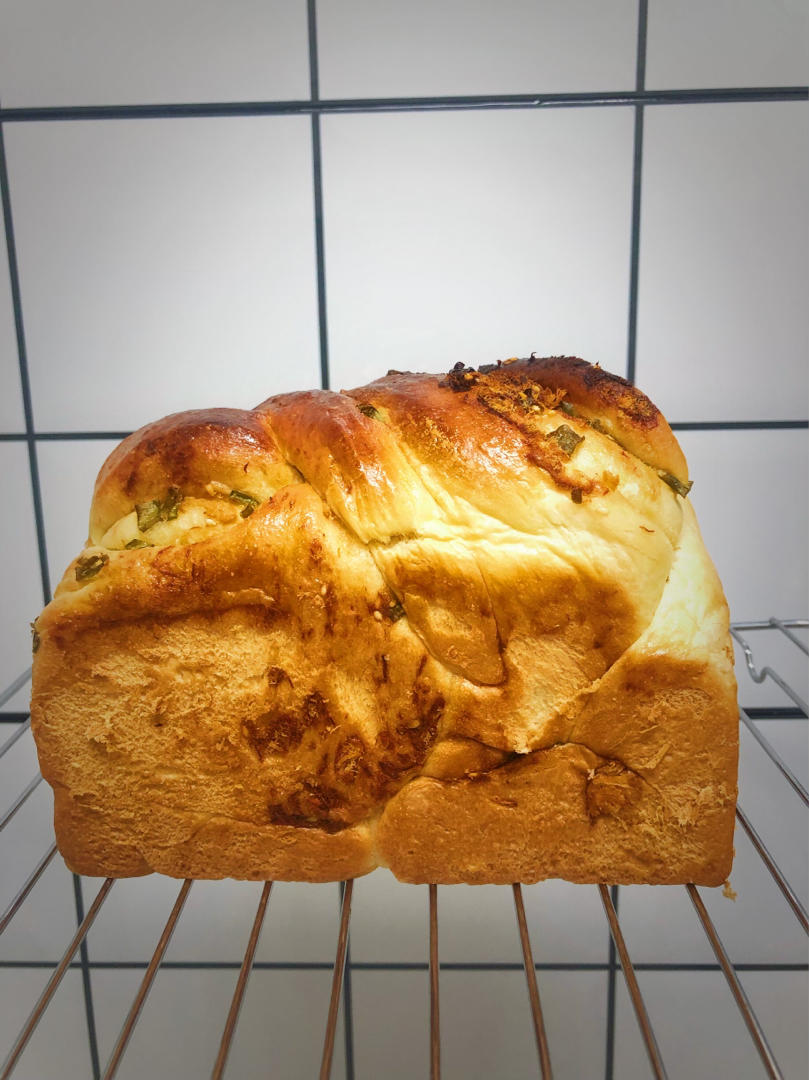 香葱肉松手撕吐司