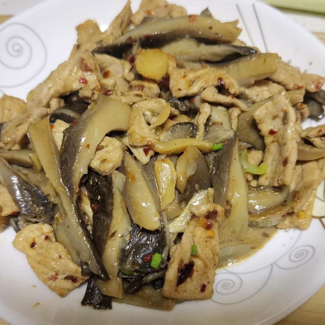 ✅挑战365天晚餐不重样第90天:平菇炒肉‼️