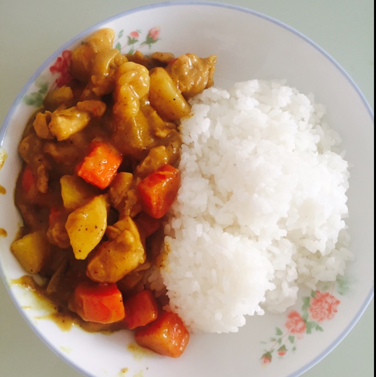 咖喱鸡肉饭