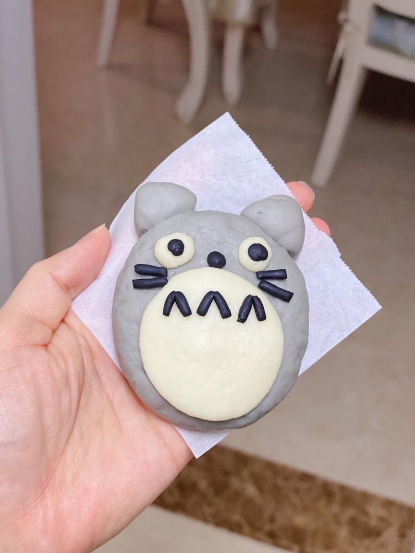 卡通造型馒头 龙猫奶黄包