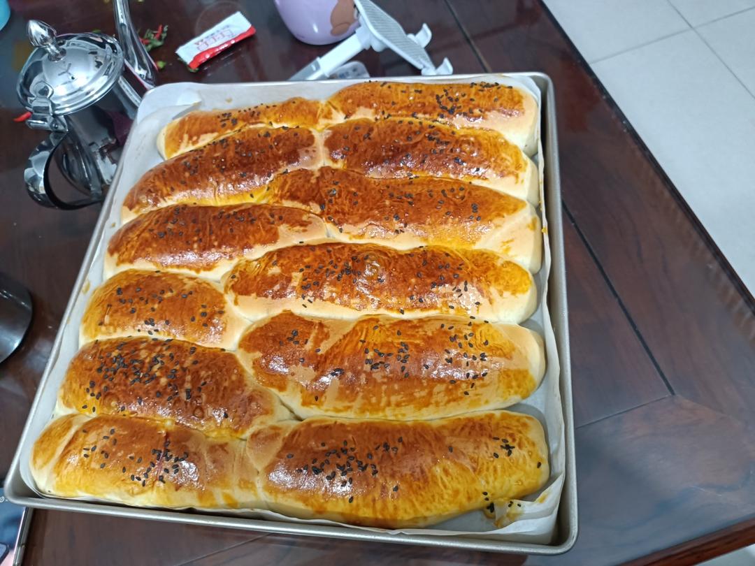 手工揉面烤面包