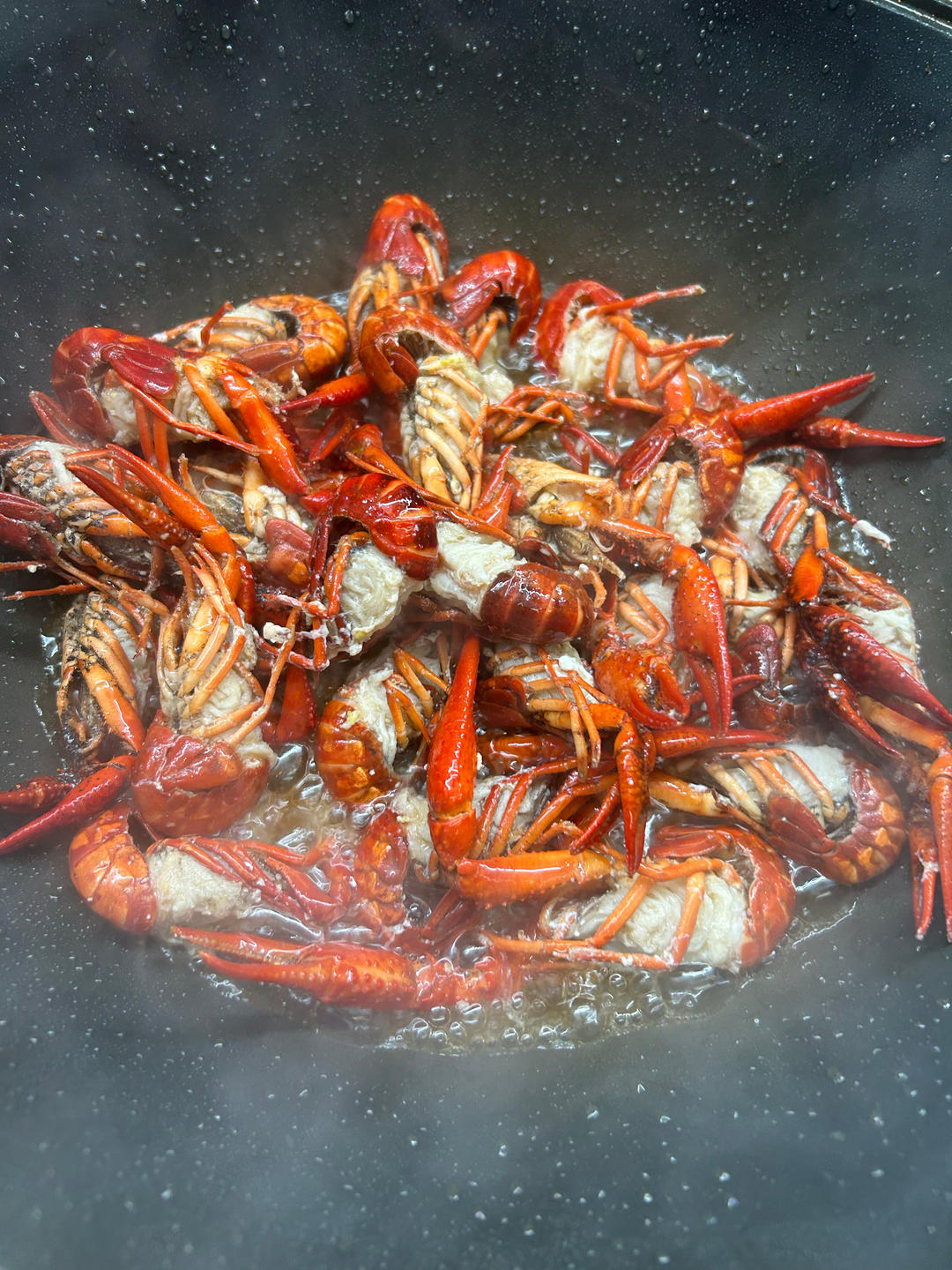 蒜香小龙虾的做法 步骤3