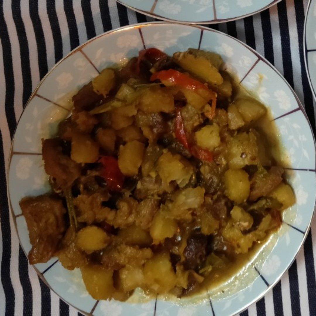 牛肉烧土豆