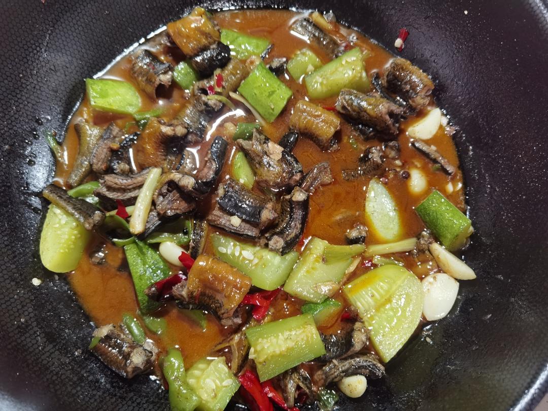 私家黄瓜烧鳝鱼