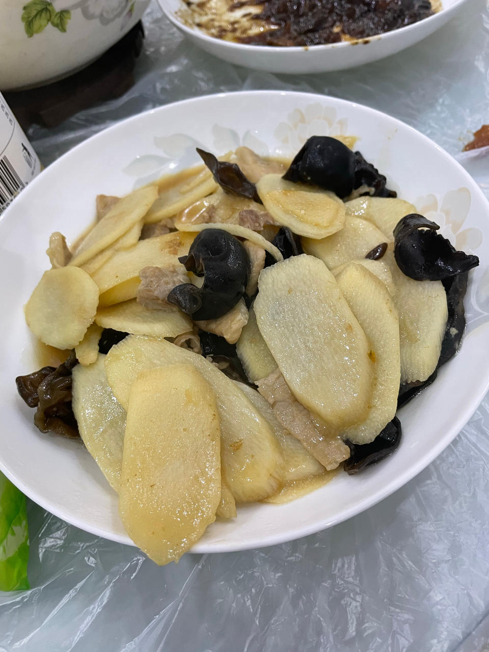 山药木耳炒肉