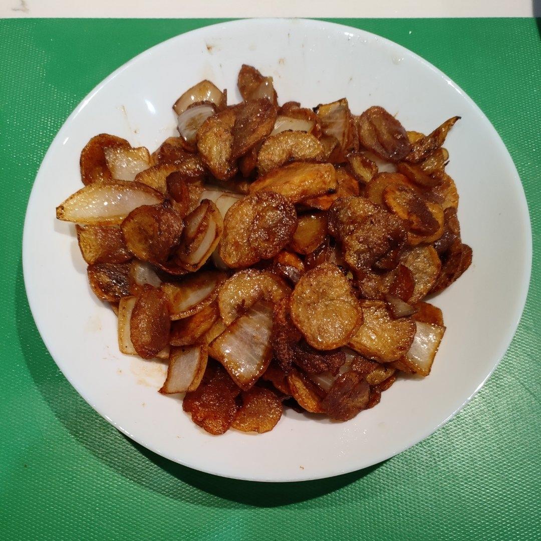超级下饭的洋葱土豆片