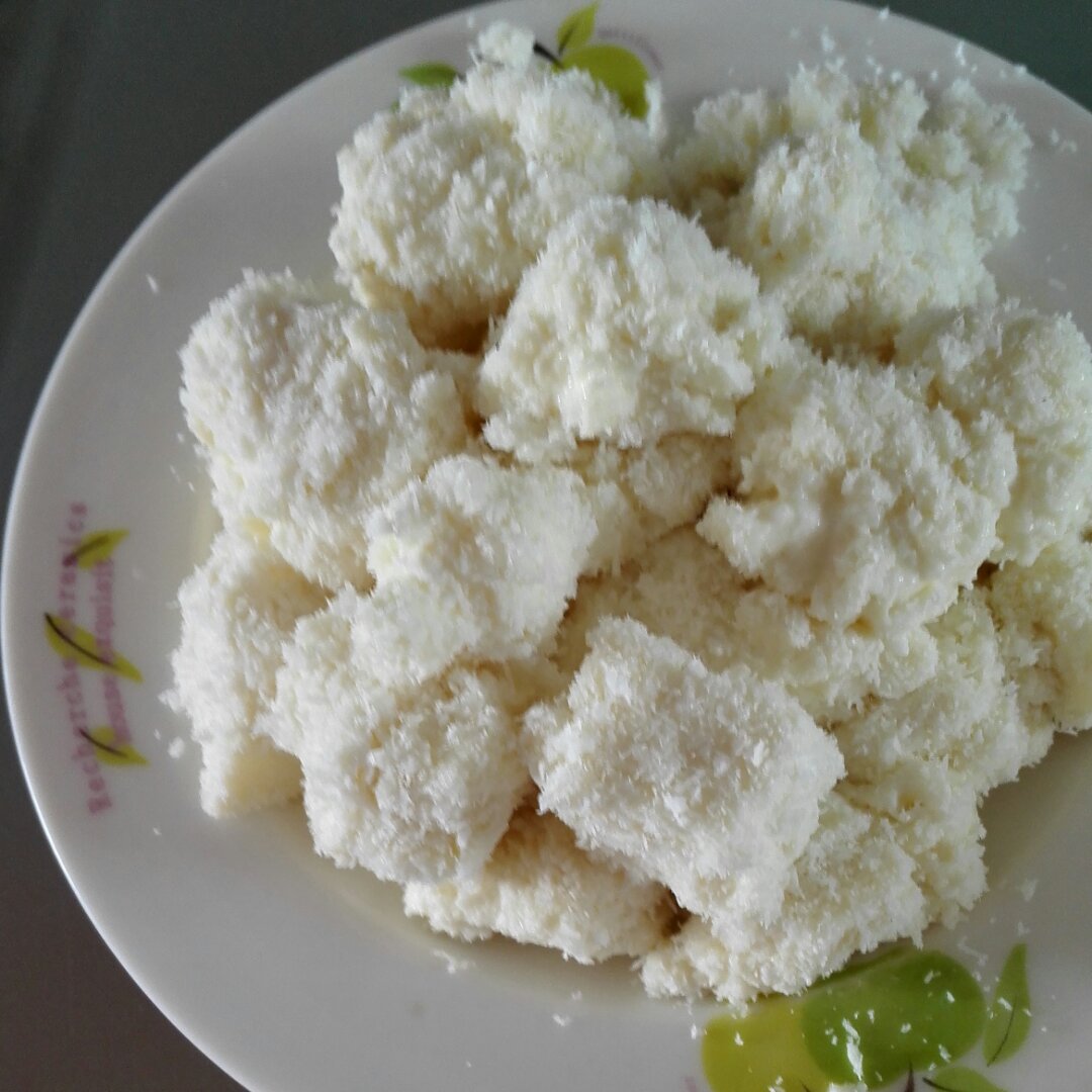 「椰丝牛奶小方」媲美85℃