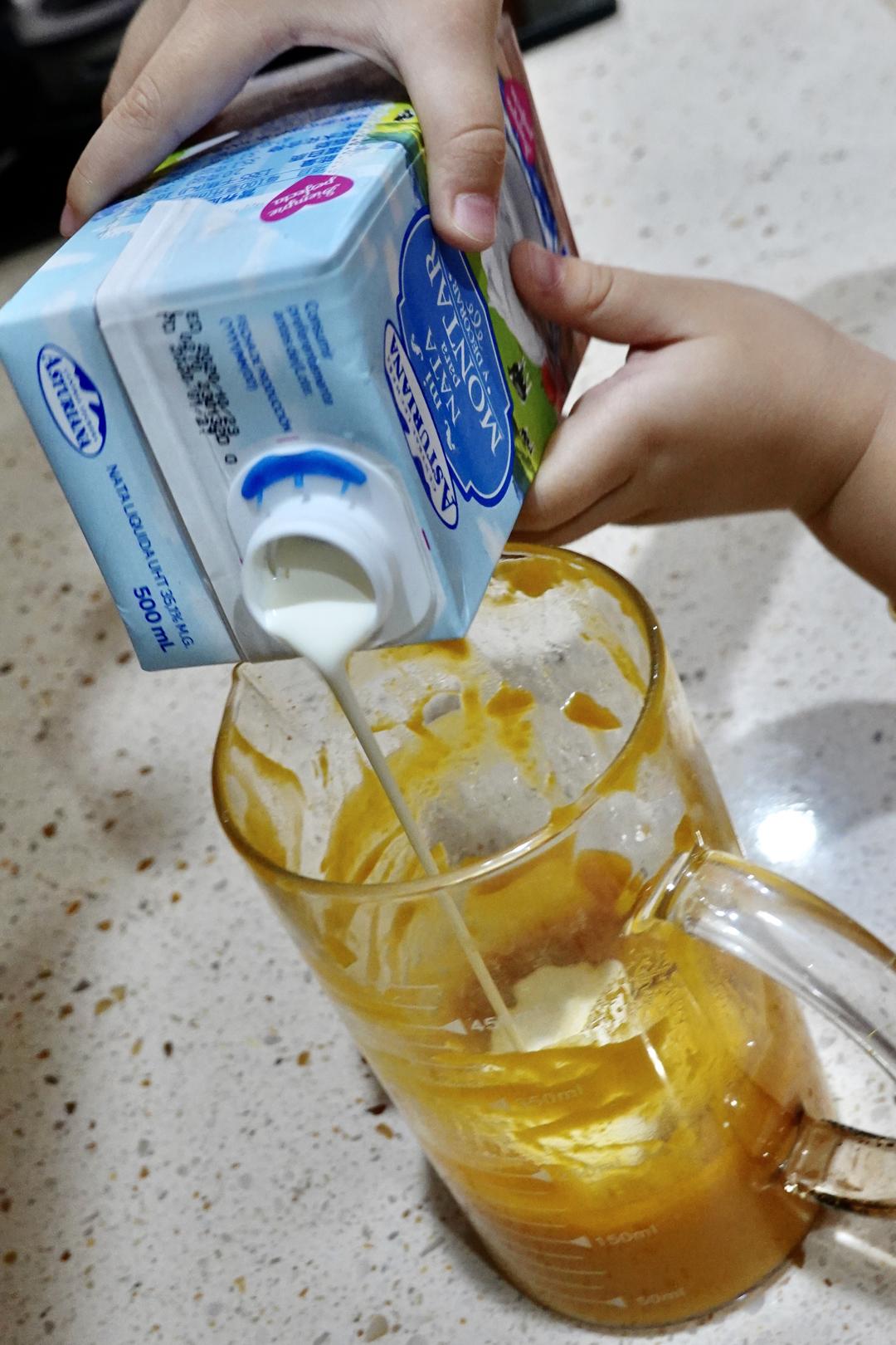 纯奶手撕吐司的做法 步骤1