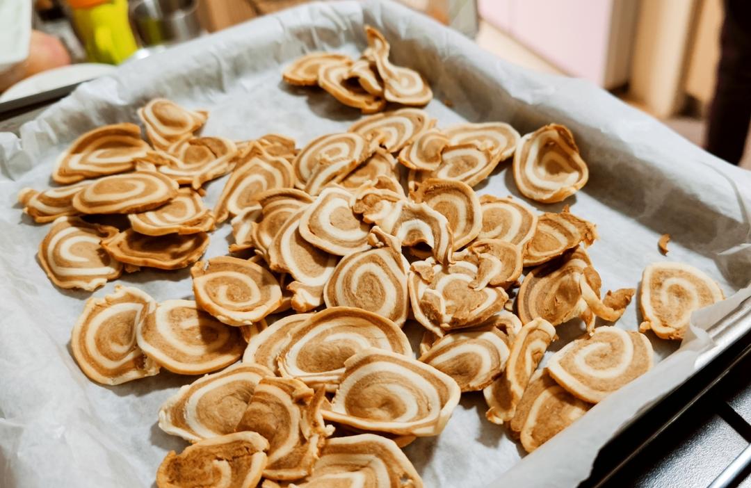 网红猫耳朵 嘎嘣脆 追剧小零食