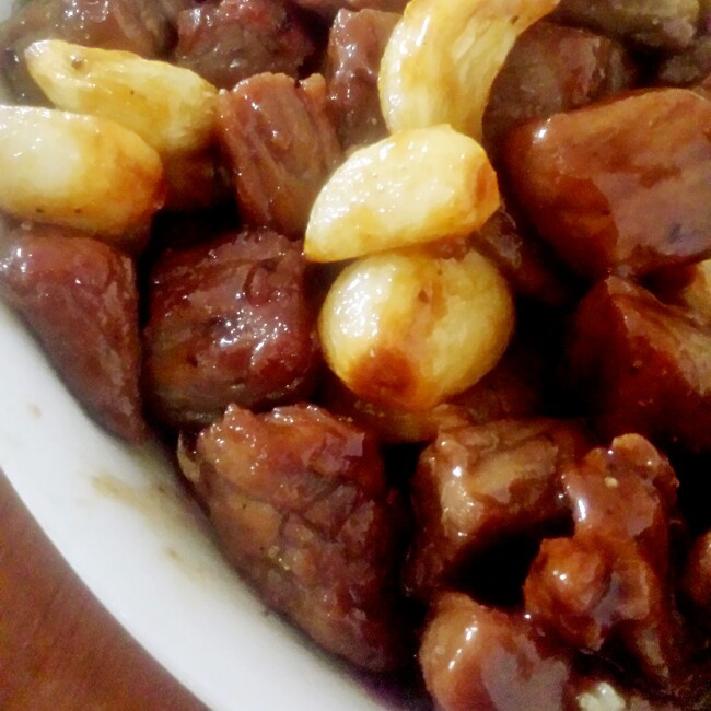 黑蒜子牛肉粒