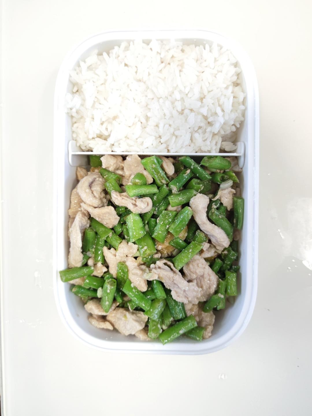 我的便当类-排骨闷饭