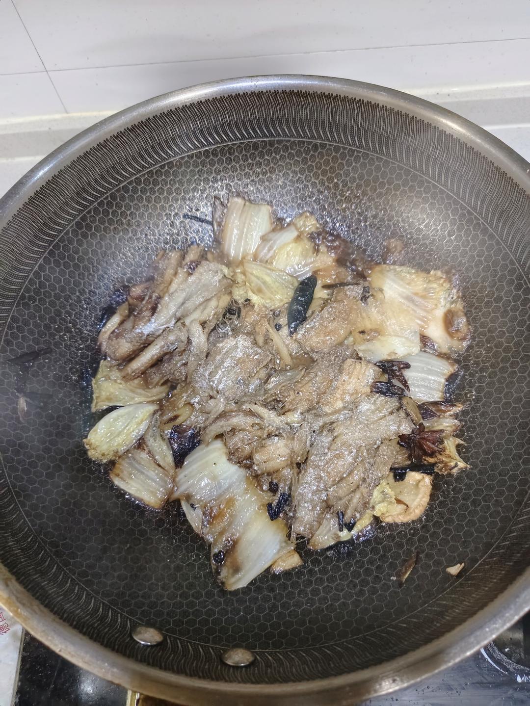 刀鱼扒白菜