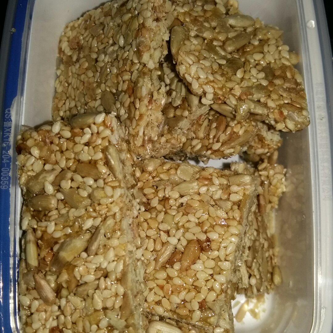 芝麻瓜子糖
