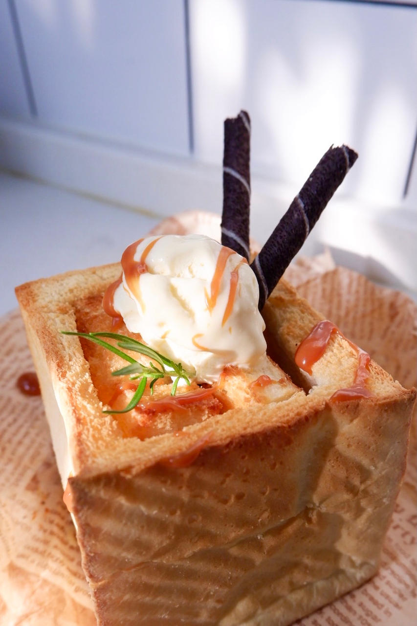 小脑斧er做的冰淇淋厚多士