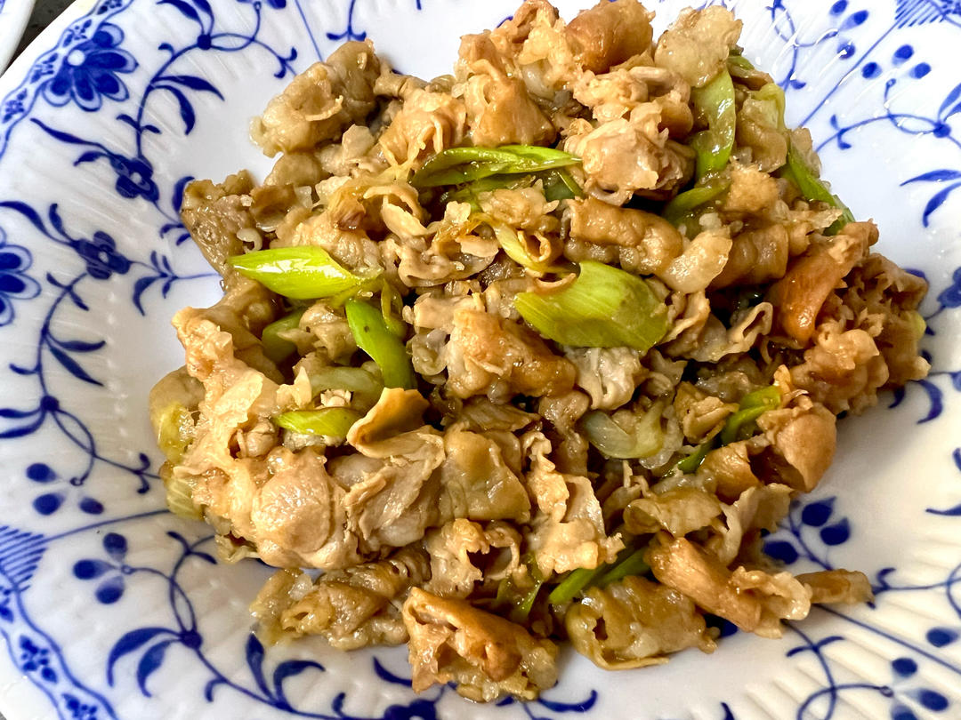 下饭神器🙋大葱羊肉卷