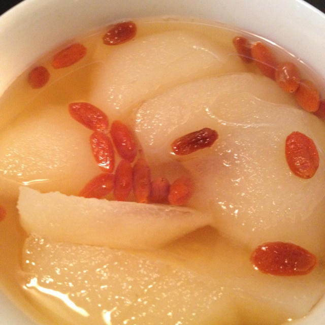 甜品 冰糖炖梨 queenna做的冰糖炖梨赞 梨,冰糖