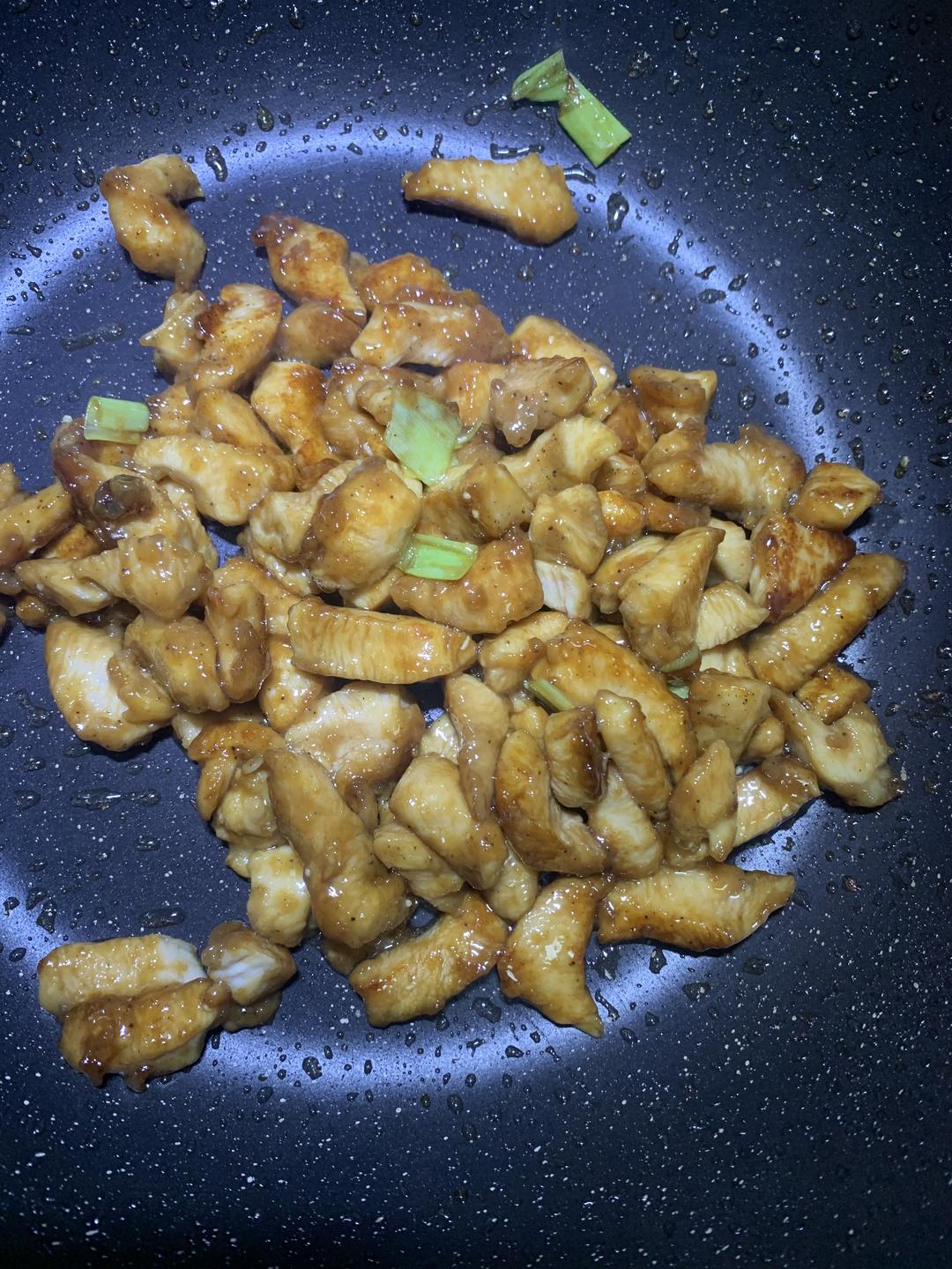 鸡丁青椒~超级下饭菜的做法 步骤4