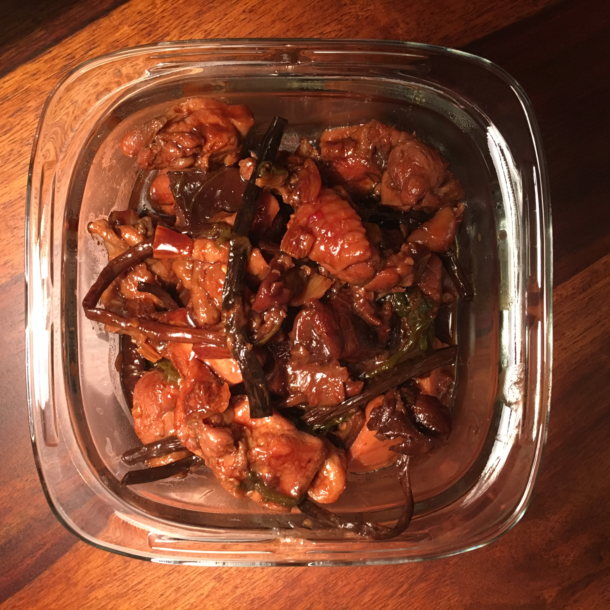 小鸡炖蘑菇
