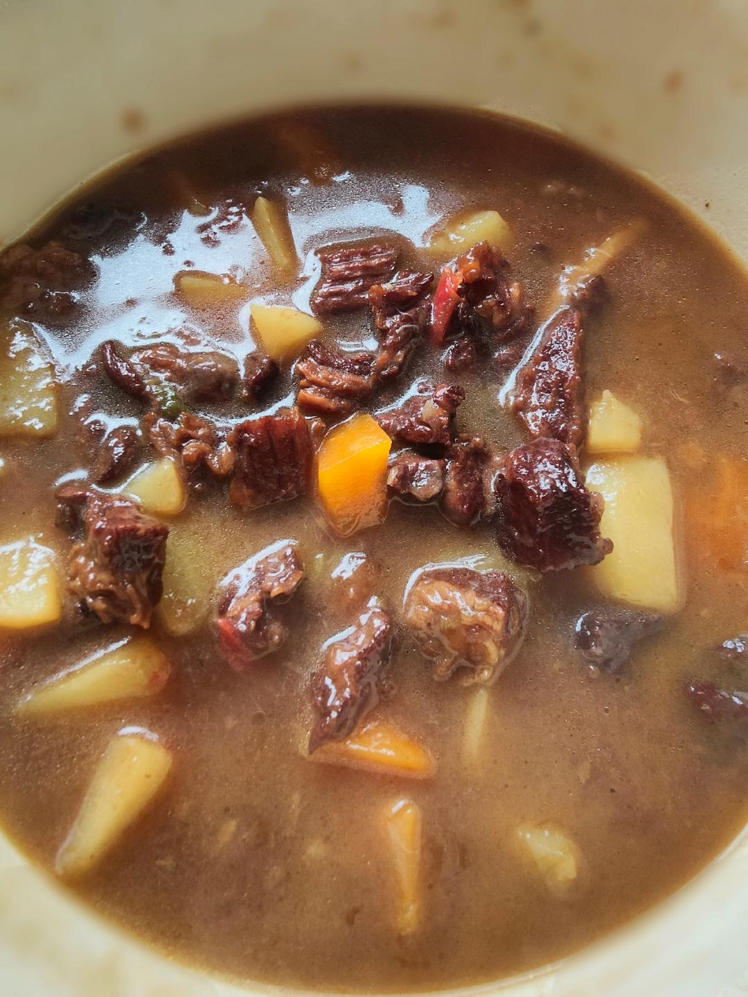 番茄土豆炖牛腩