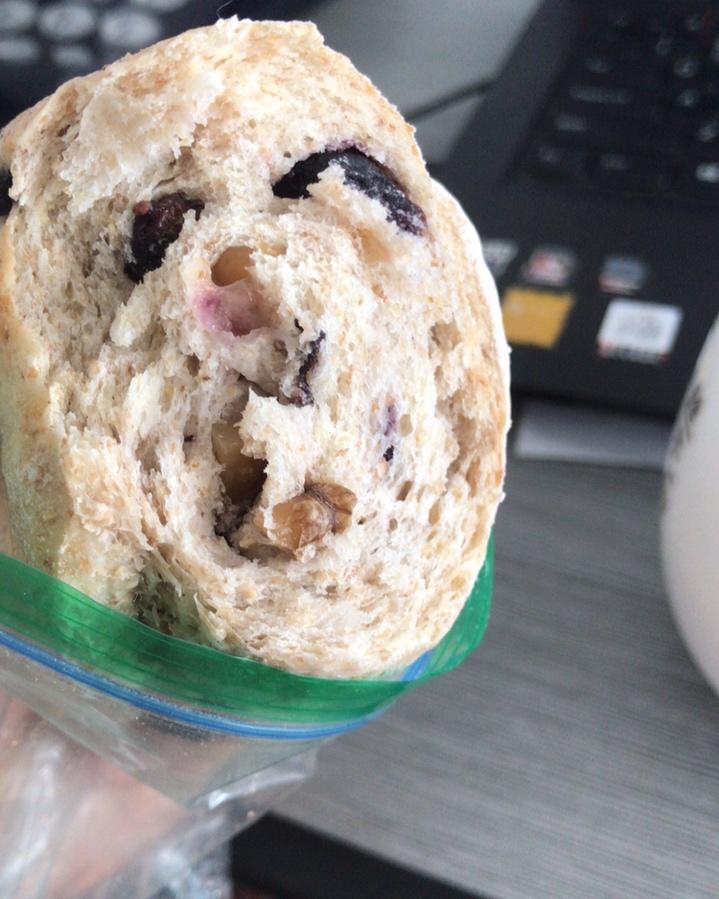 无油无糖全麦果干面包