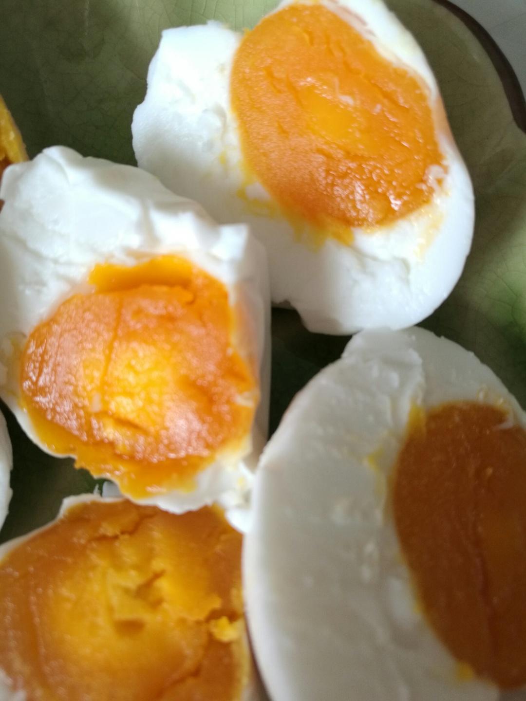 自制咸蛋： 100%出油起沙的咸蛋