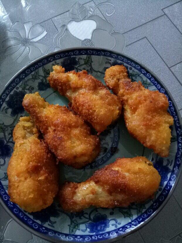 面包糠炸鸡翅