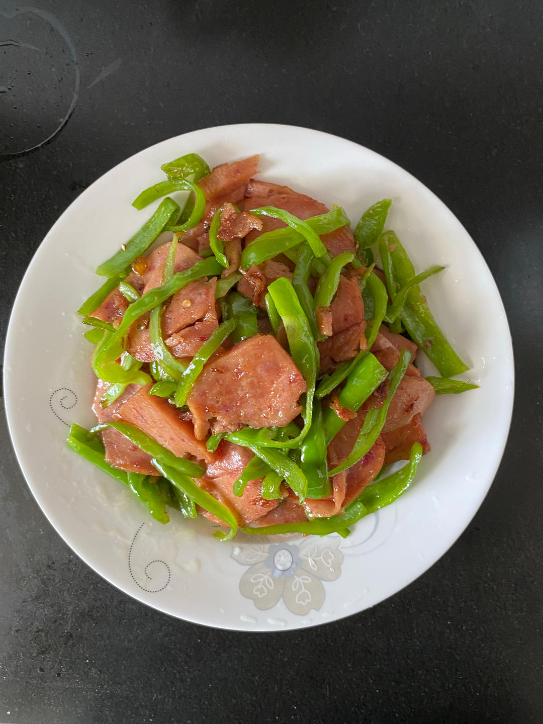 幸福感飙升的炒午餐肉