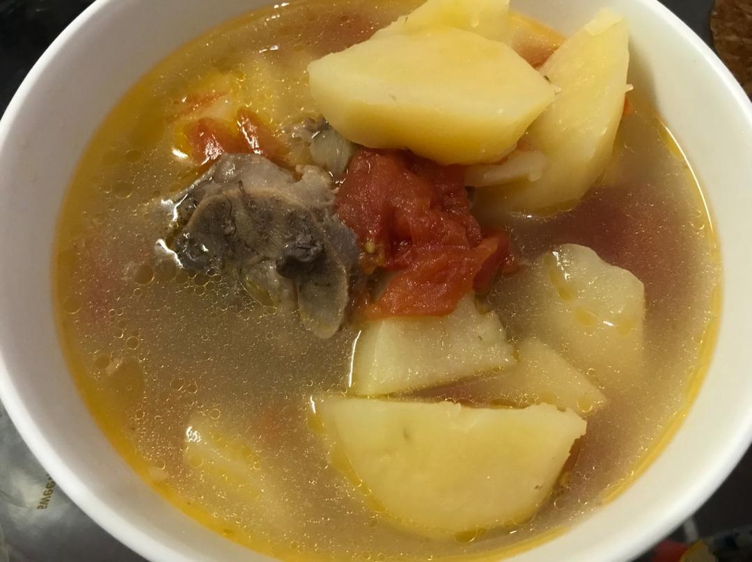 番茄牛尾汤