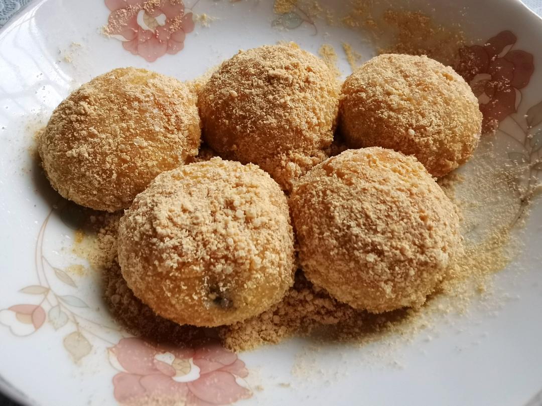 黄豆粉滚汤圆(伪驴打滚)