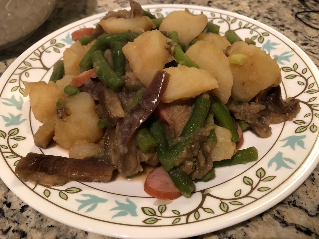 豆角茄子炖土豆