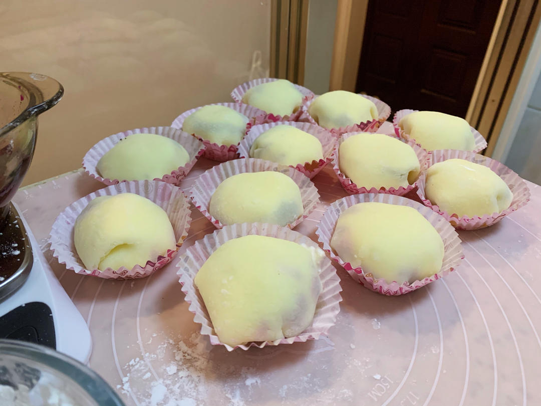 腹黑白胖子——奥利奥雪媚娘