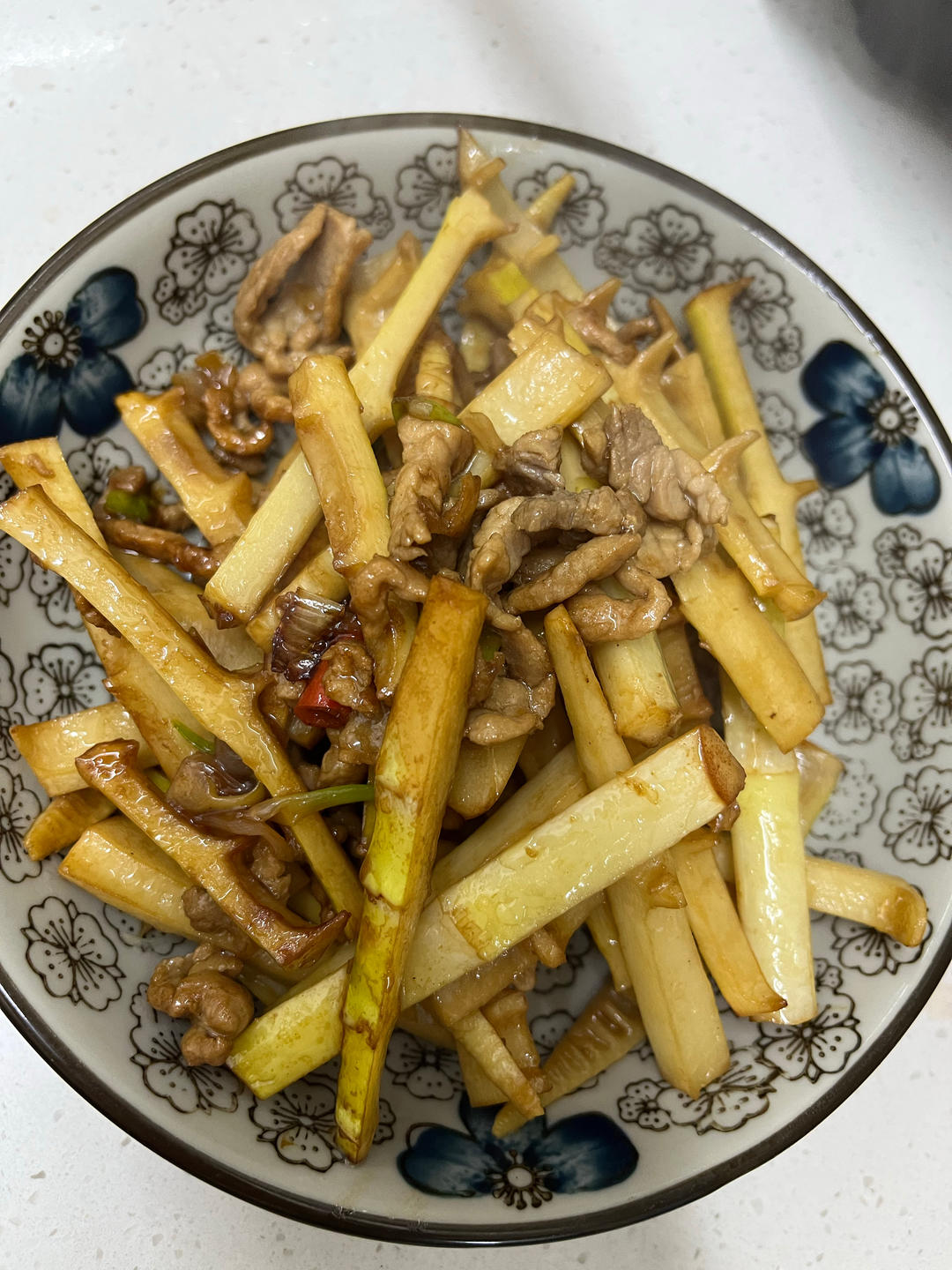 春笋炒肉（附这道菜的最佳打开方式）