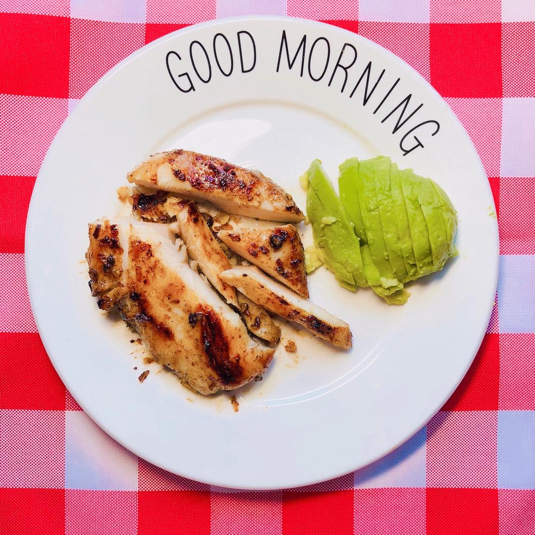 酷炫屌炸天好吃的煎鸡胸肉（香蒜蜂蜜煎鸡胸肉）