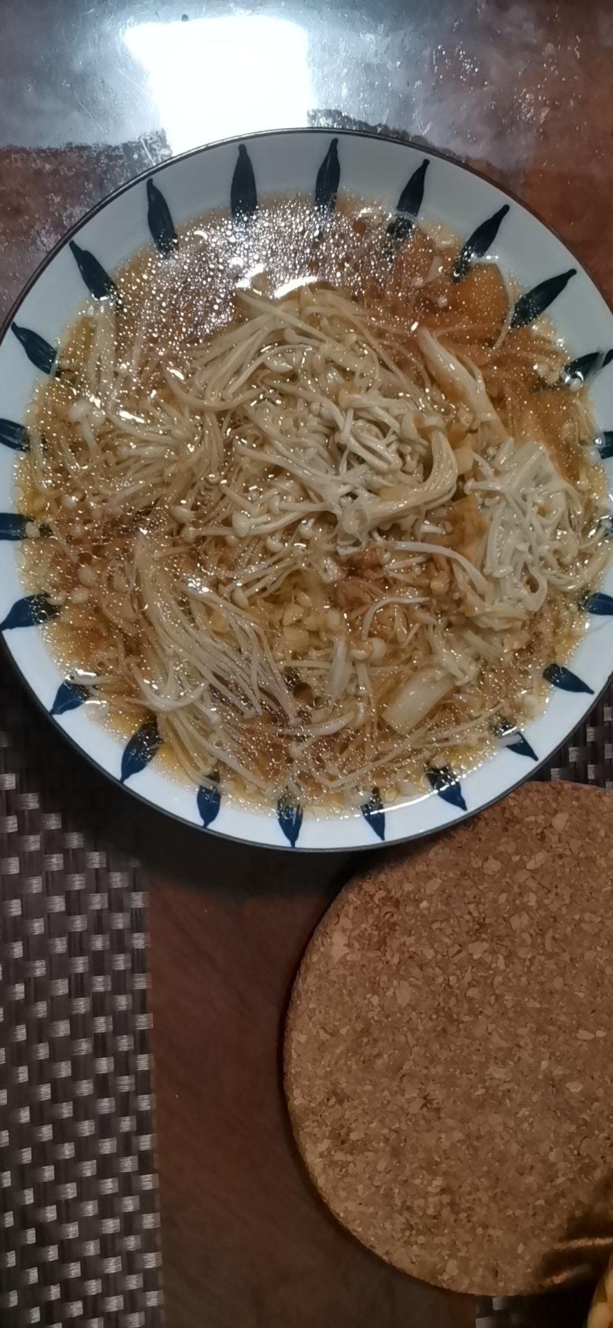 蒜蓉蒸金针菇