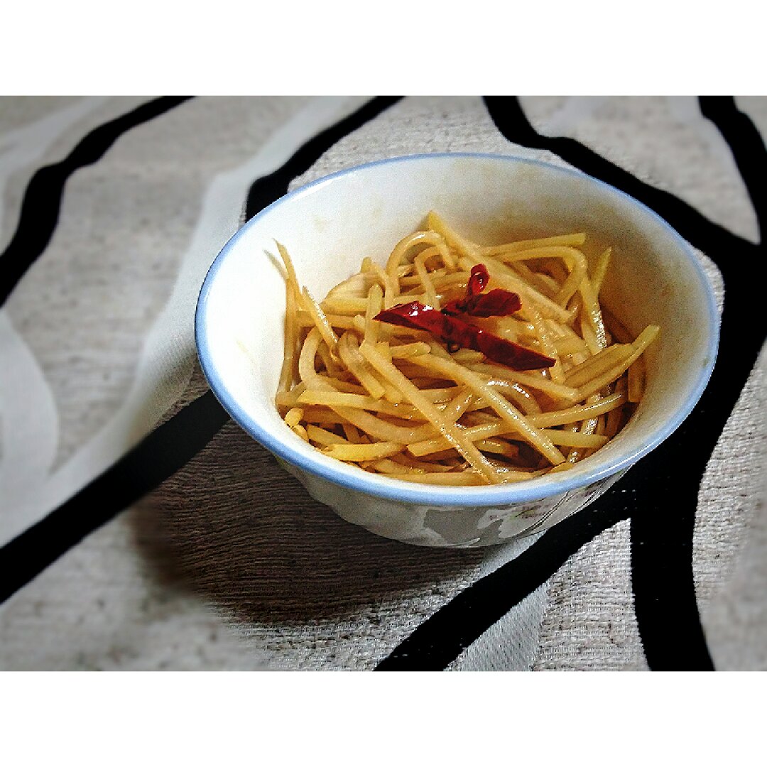 凉拌土豆丝
