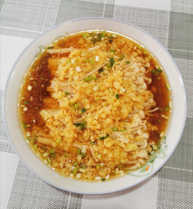 蒜蓉蒸金针菇