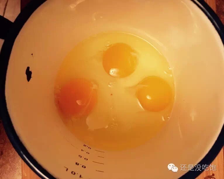 目标是做超滑嫩的美式炒蛋！Scramble Eggs~的做法 步骤1