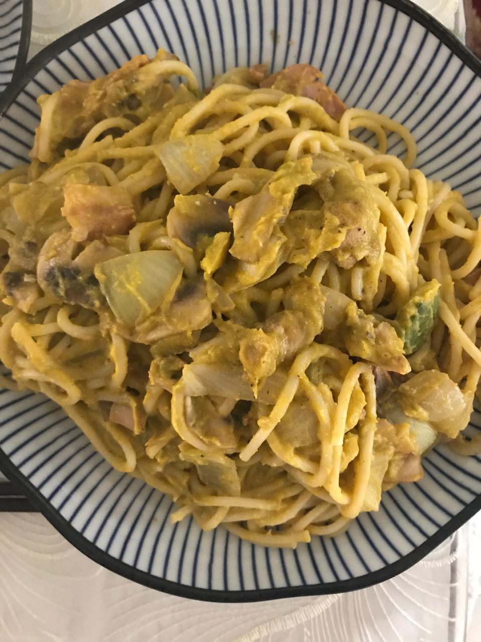 咸蛋黄南瓜意面