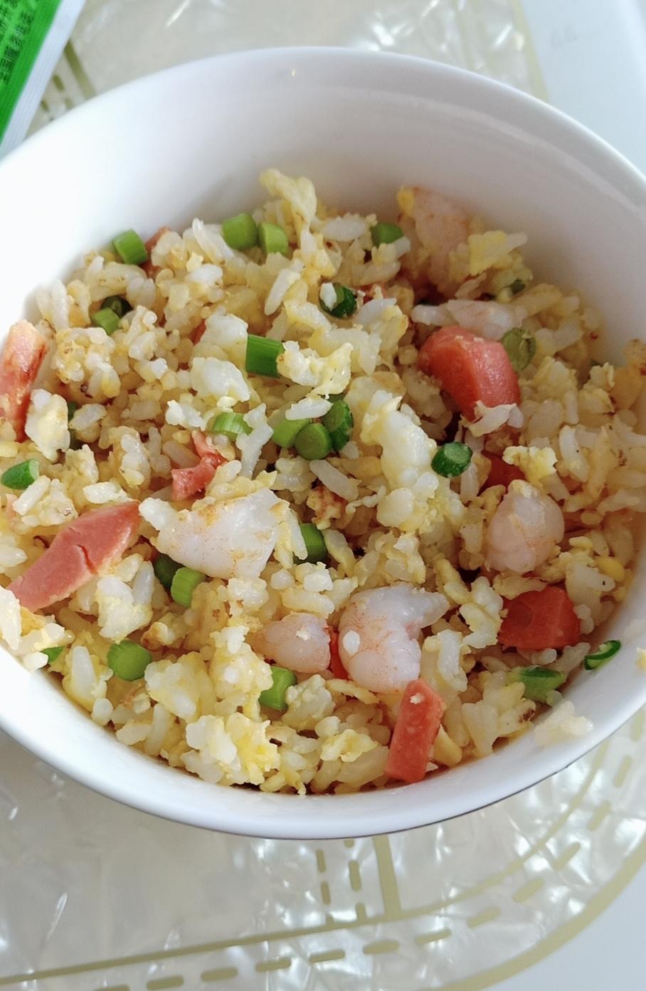 超级简单好吃的蛋炒饭的做法