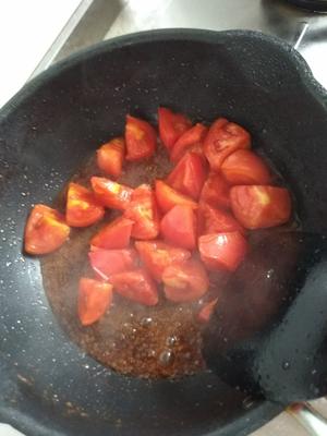 西红柿炖牛腩的做法 步骤10