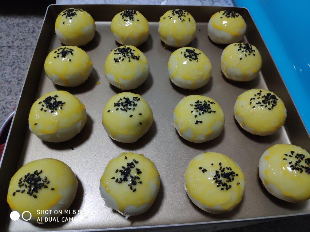 蛋黄酥