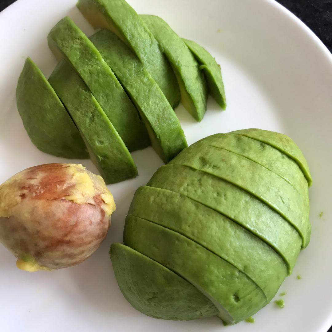 牛油果刺身