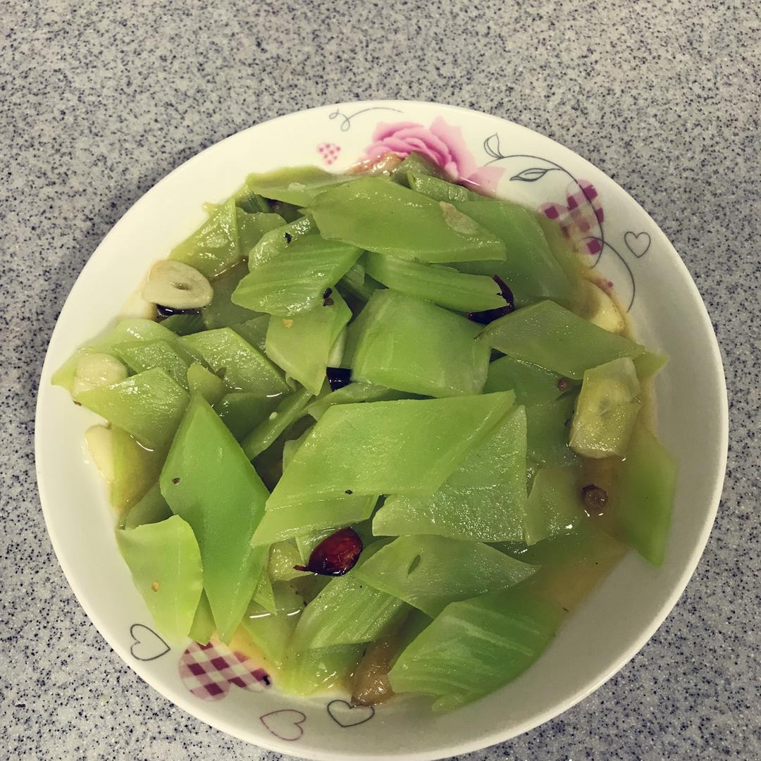 清炒莴笋