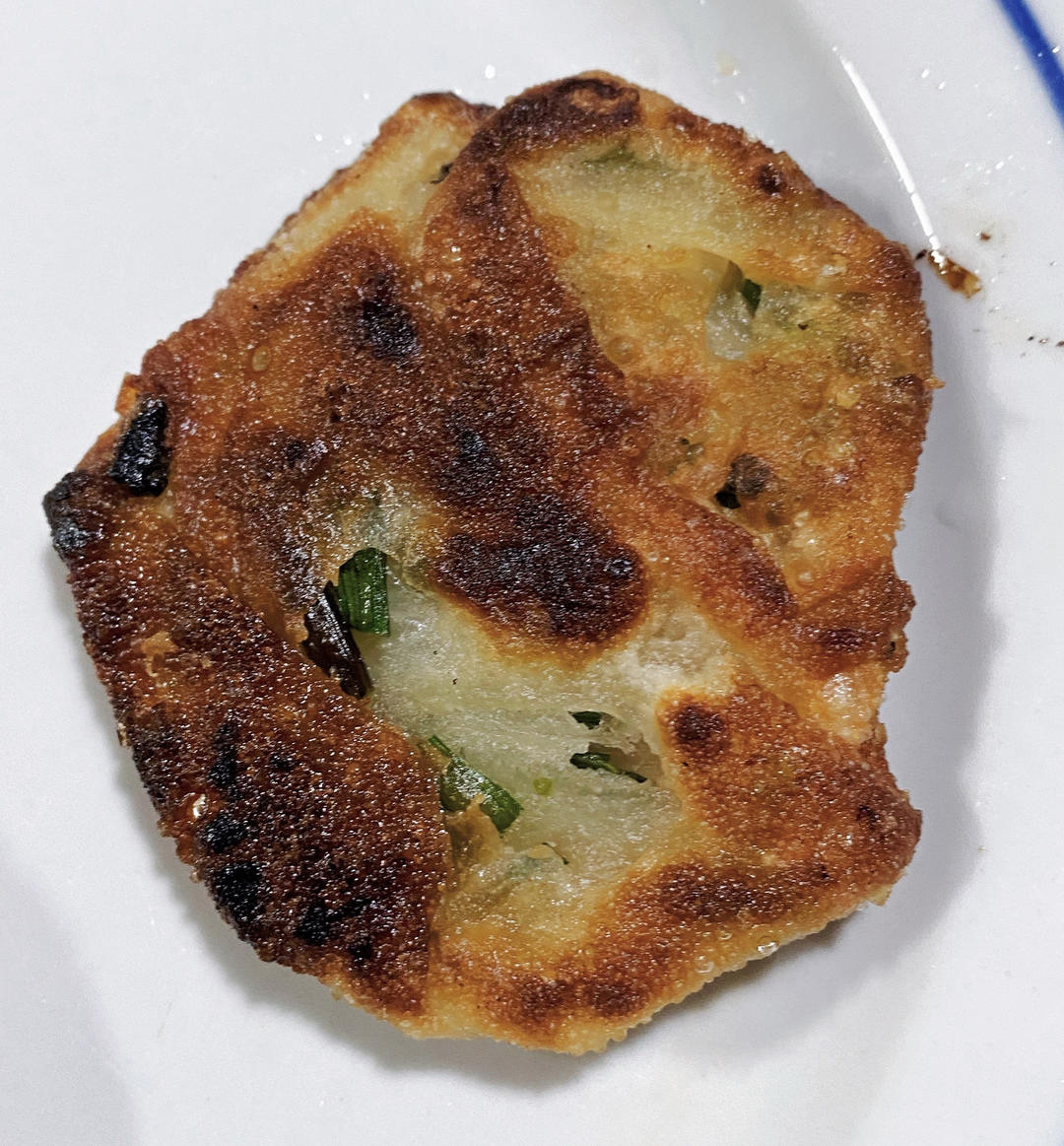 【饺子皮葱油饼】