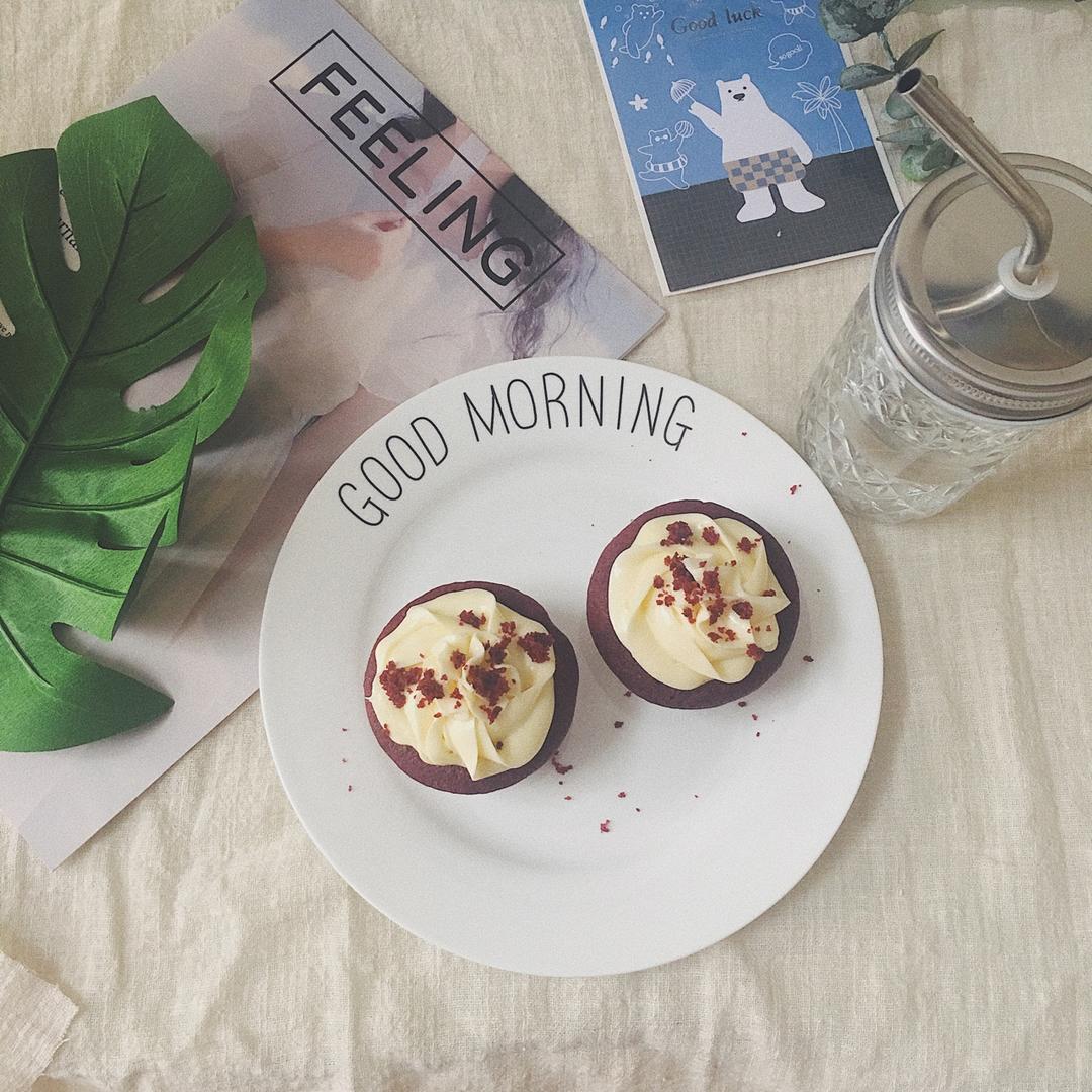 传统红丝绒杯子蛋糕（极软无泡打粉）Red velvet cupcake